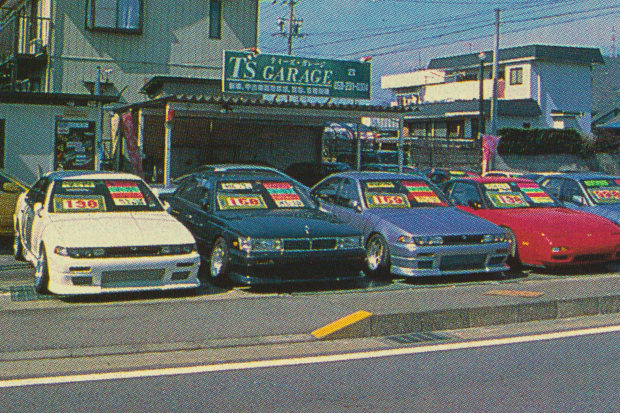 T's Garage HCR32